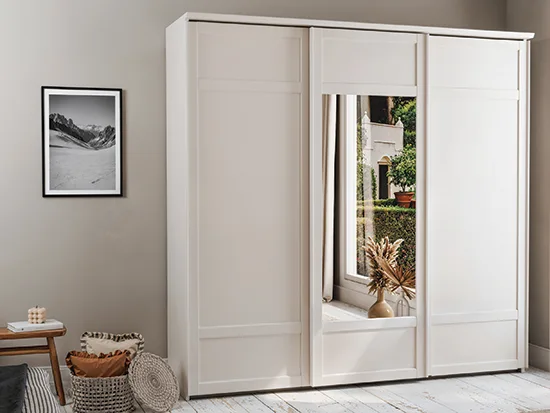 Armoire dressing 3 portes coulissantes Meubles Célio - Beaumont Meubles Bouchiquet Bergues Nord