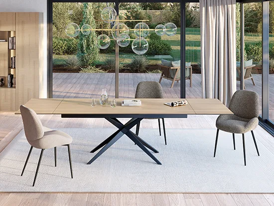 vue détaillée de la table de salle à manger en céramique chêne CELIO Écrin aux Meubles Bouchiquet à Bergues