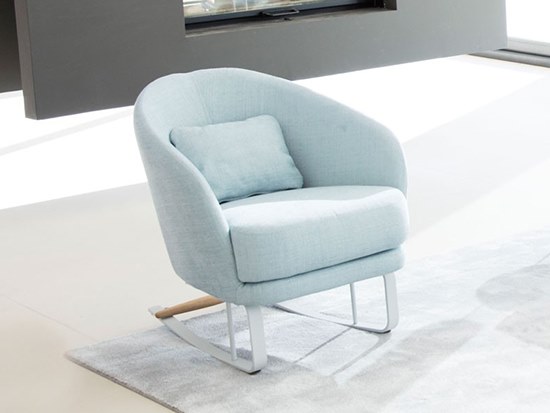 Fauteuil bascule contemporain Fama Komba