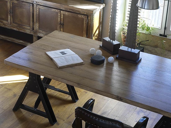 Bureau avec tréteaux : un meuble stylé pour travailler – Blog BUT