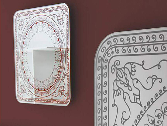 Miroir Calligaris avec sérigraphie rouge Damasco promo Meubles Bouchiquet