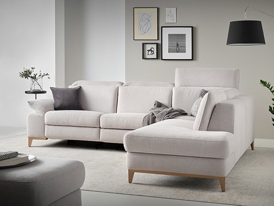 Canapé d'angle relax électrique cuir ou tissu confortable magasin Meubles Bouchiquet