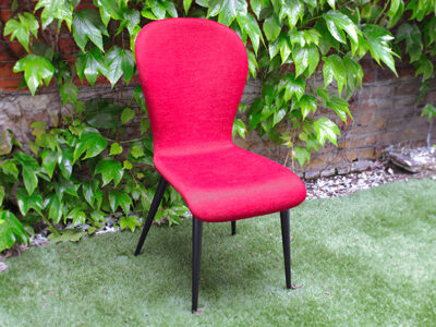 Chaise de salle à manger confortable tissu rouge Meubles Bouchiquet