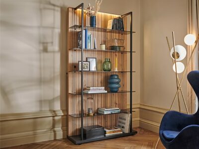 Bibliothèque lames de bois avec étagères en verre fumé Meubles Célio Topaze - Meubles Bouchiquet
