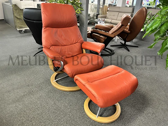 Fauteuil de relaxation Stressless View cuir orange promotion Meubles Bouchiquet Nord