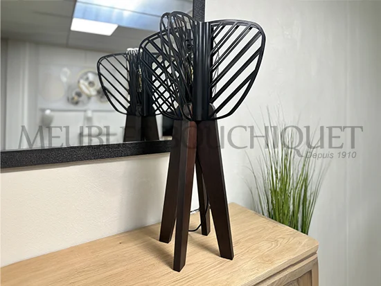 Lampe noir design Helio promotion Meubles Bouchiquet Dunkerque