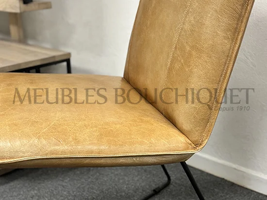 Petit fauteuil cuir vintage caramel promotion Meubles Bouchiquet Bergues