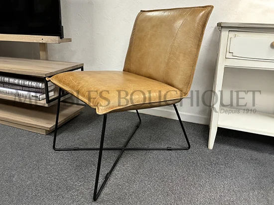 Petit fauteuil cuir vintage caramel promotion Meubles Bouchiquet