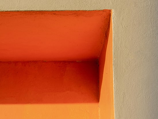 une-seule-couleur-sur-mur-tendance-moment-blog-meubles-bouchiquet-bergues Une seule couleur sur un mur, tendance du moment - Blog Meubles Bouchiquet Bergues