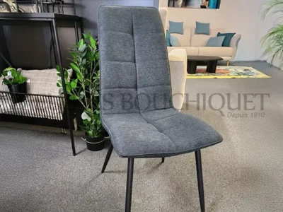 Chaise grise dossier haut promotion Meubles Bouchiquet