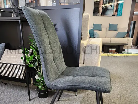 Chaise grise dossier haut promotion Meubles Bouchiquet Bergues