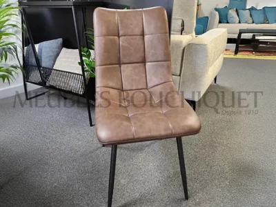 Chaise simili cuir marron promo Meubles Bouchiquet Bergues