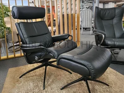 Fauteuil relax Stressless cuir noir pouf Tokyo promotion Meubles Bouchiquet Bergues
