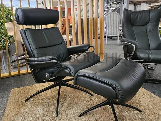 Fauteuil relax Stressless cuir noir pouf Tokyo promotion Meubles Bouchiquet Bergues