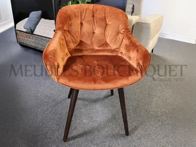 Lot de 4 chaises velours orange avec accoudoirs Calligaris Igloo promotion Meubles Bouchiquet