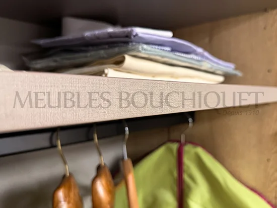 Armoire 2 portes battantes Meubles Célio promo Meubles Bouchiquet magasin