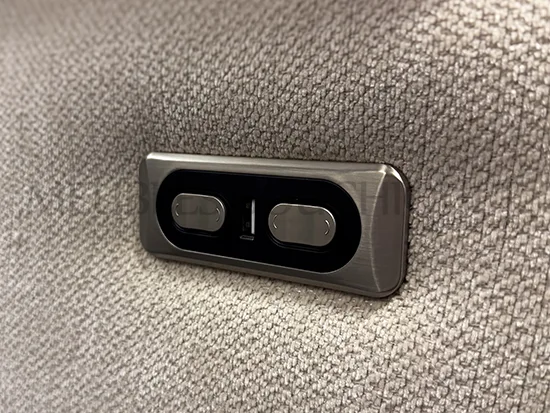 Canapé 3 places + Fauteuil relax avec têtière électrique promo Meubles Bouchiquet Bergues Nord