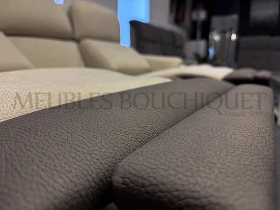 Canapé 3 places tissu avec 2 places relax + têtières électriques - Promo Meubles Bouchiquet Nord