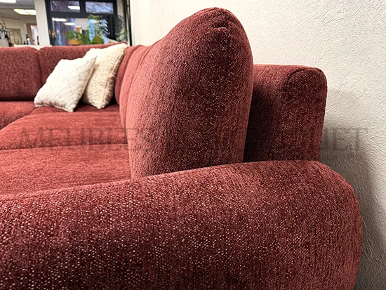 Canapé d'angle contemporain tissu framboise promo Meubles Bouchiquet Bergues