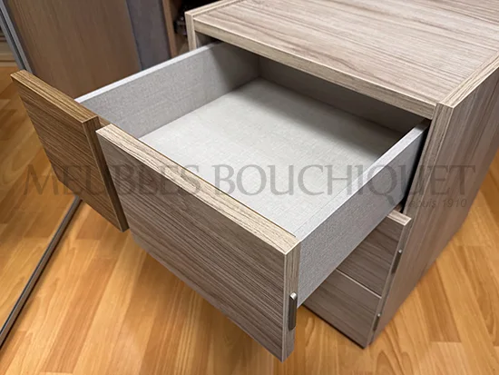 Chevet 3 tiroirs promo Meubles Bouchiquet
