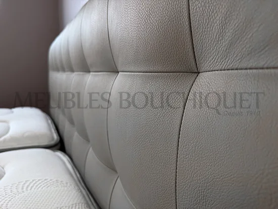 Ensemble Tête de lit et Sommiers tapissiers simili cuir taupe couchage 180x200cm promo Meubles Bouchiquet magasin
