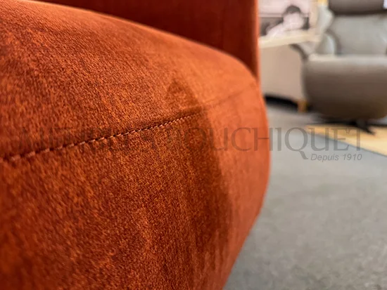 Fauteuil tissu rouge relax électrique - Meubles Bouchiquet promo magasin