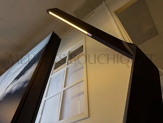 Lampadaire noir design promo Meubles Bouchiquet Bergues