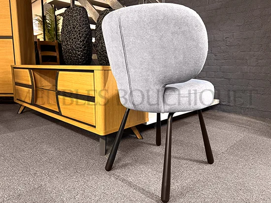 Lot de 2 chaises cocooning tissu bleu clair promo Meubles Bouchiquet magasin