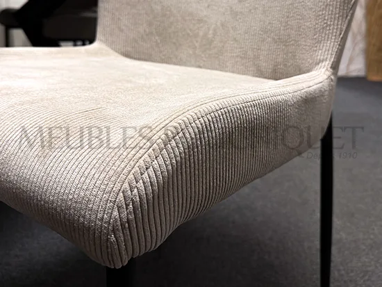 Lot de 4 chaises design velours côtelé beige promo Meubles Bouchiquet Bergues