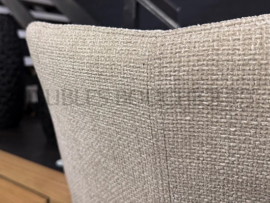 Lot de 4 chaises pivotantes tissu beige promo Meubles Bouchiquet Nord Bergues