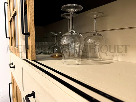 Meuble vitrine chêne style campagne chic - Meubles Bouchiquet promo Dunkerque