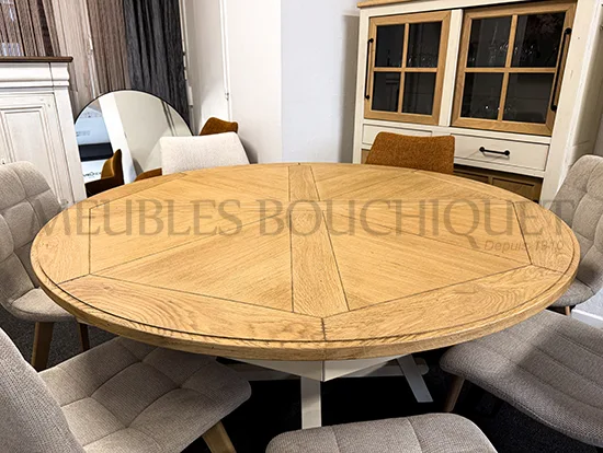 Grande table ronde extensible chêne style campagne chic Ateliers de Langres – Odyssée - Meubles Bouchiquet promo Nord