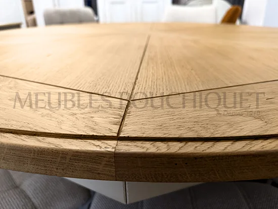 Grande table ronde extensible chêne style campagne chic Ateliers de Langres – Odyssée - Meubles Bouchiquet Promo