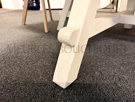 Grande table ronde extensible chêne style campagne chic Ateliers de Langres – Odyssée - Meubles Bouchiquet promo