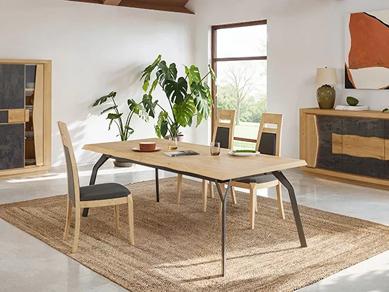 Chaise bois massif dossier haut tissu gris – Corza - Meubles Bouchiquet magasin