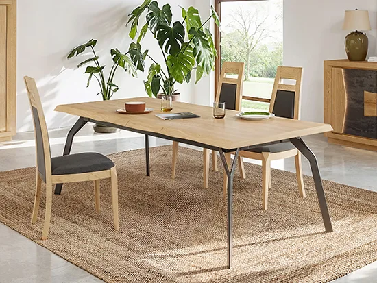 Table rectangulaire extensible chêne massif pieds design – Corza - Meubles Bouchiquet Nord