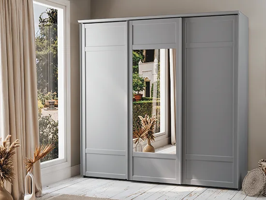 Armoire dressing 3 portes coulissantes Meubles Célio - Beaumont Meubles Bouchiquet Dunkerque