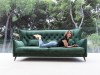 canape-vintage-capitonne-3-places-velours-vert-fama-simone