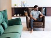 fauteuil-vintage-capitonne-velours-fama-simone