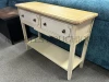 petite-console-romantique-gris-clair-2-tiroirs-promotion-magasin-meubles-bouchiquet