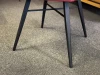 lot-2-chaises-tissu-rose-meubles-bouchiquet-05